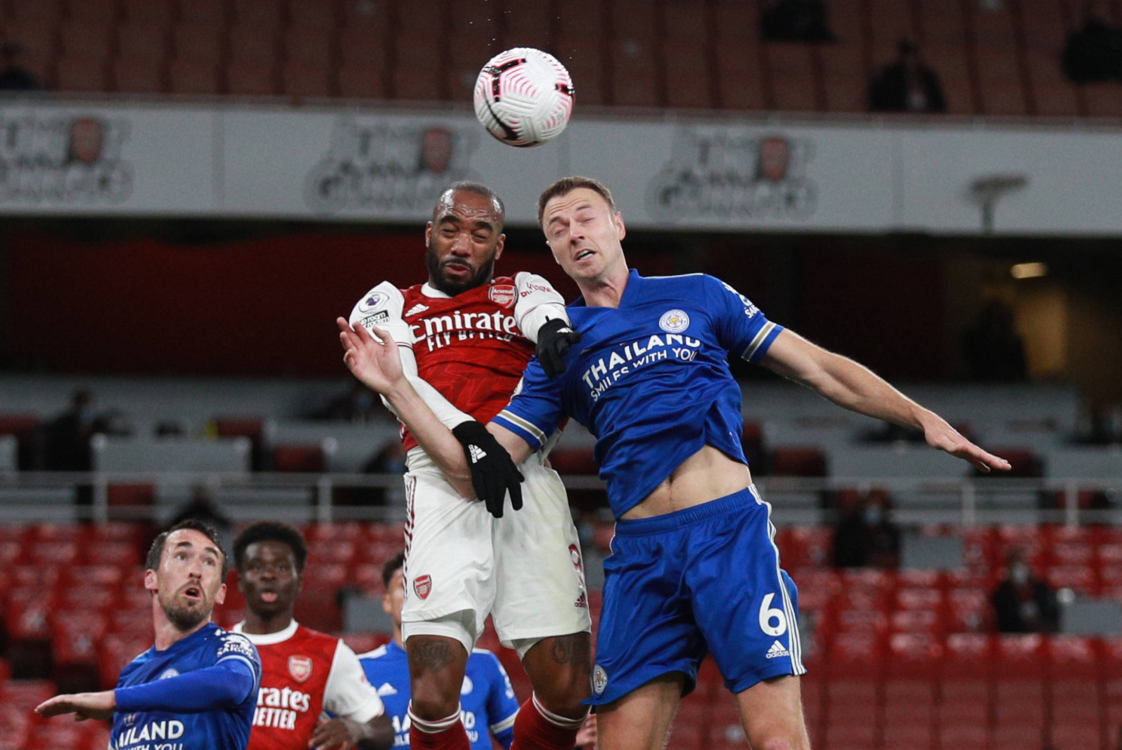 基础设施上 基础设施上